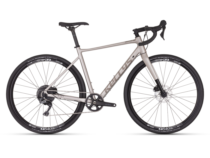 Gravel bike Kellys Soot X70 Sand Pedalier: SHIMANO GRX RX600-1 (40T) - length 172.5 mm (S - M), 175 mm (L - XL)