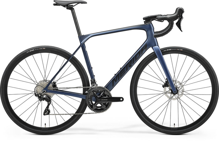 Gravel bike Merida SCULTURA Endurance 4000 S Silk mountain dust blue Furca: SCULTURA ENDURANCE CF3 DISC carbon 700x35C max.