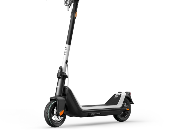 Trotineta electrica motor 600W baterie 365 Wh Niu KQi 3 Sport alb Distanta parcursa cu o incarcare 40 km