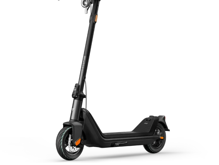 Trotineta electrica motor 600W baterie 365 Wh Niu KQi 3 Sport negru Timp de incarcare 5 ore